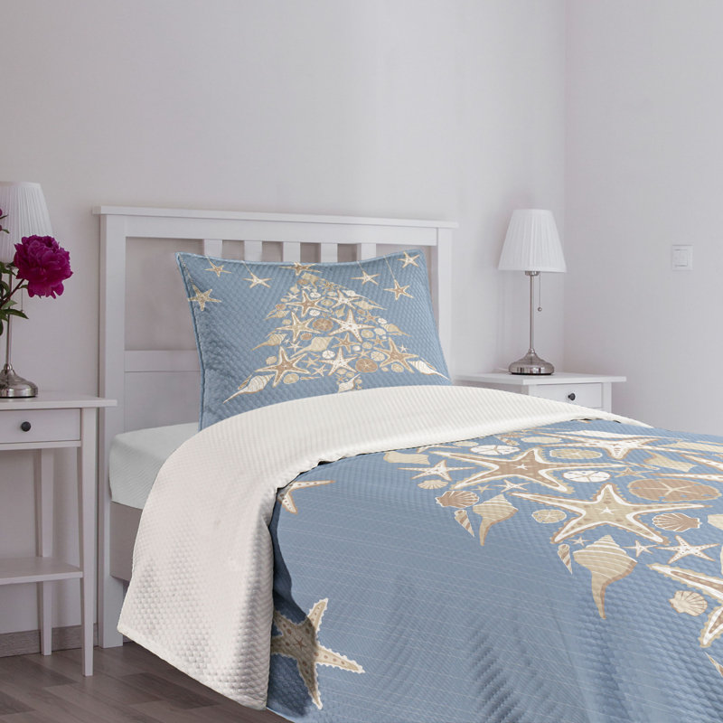 Twin Blue and White Quilted Bedspread Set with Pillow Sham