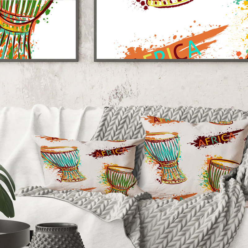 Coussin Traditional Tam Tam Drums IV - Bohemian & Eclectic, 18 po x 18 po