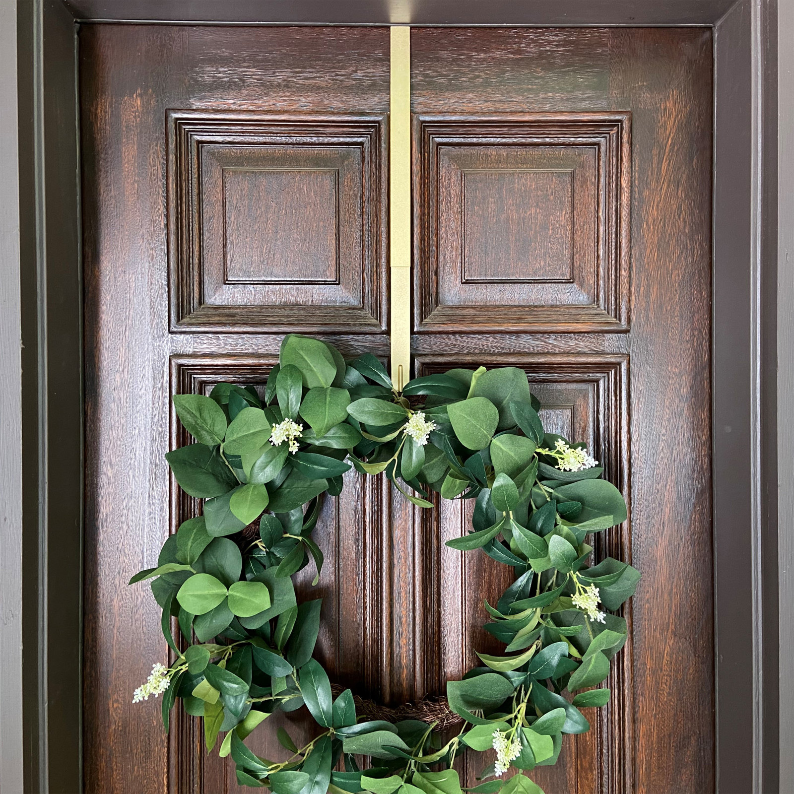 Gold Wreath Hanger