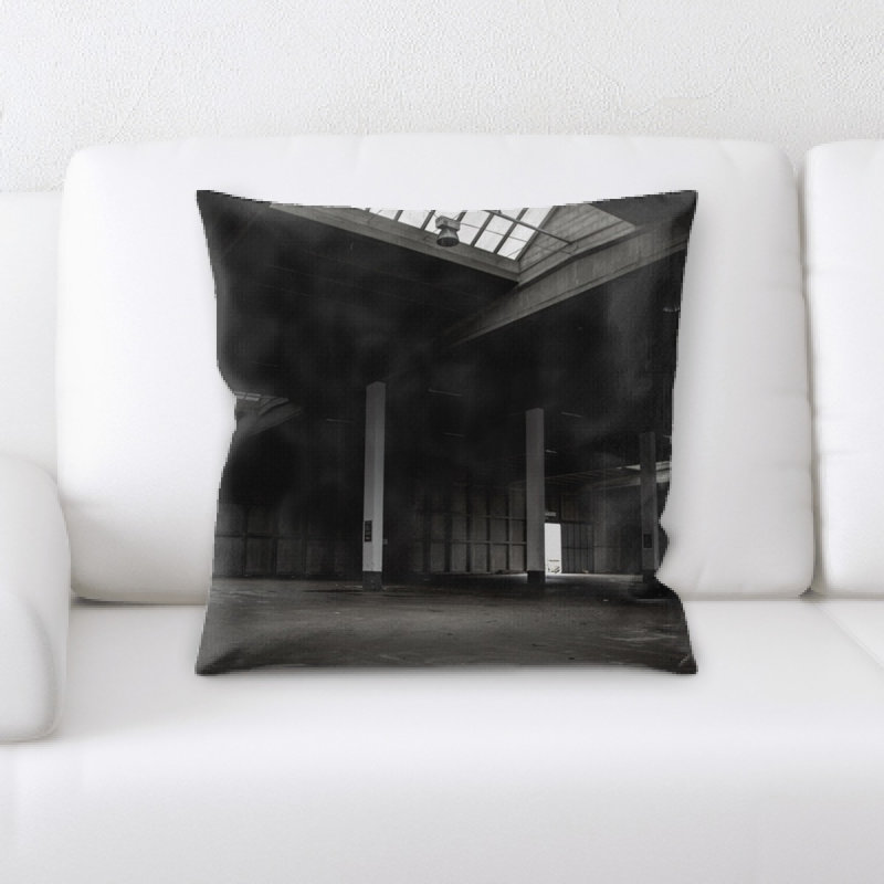 Coussin ancien et abandonné Otero