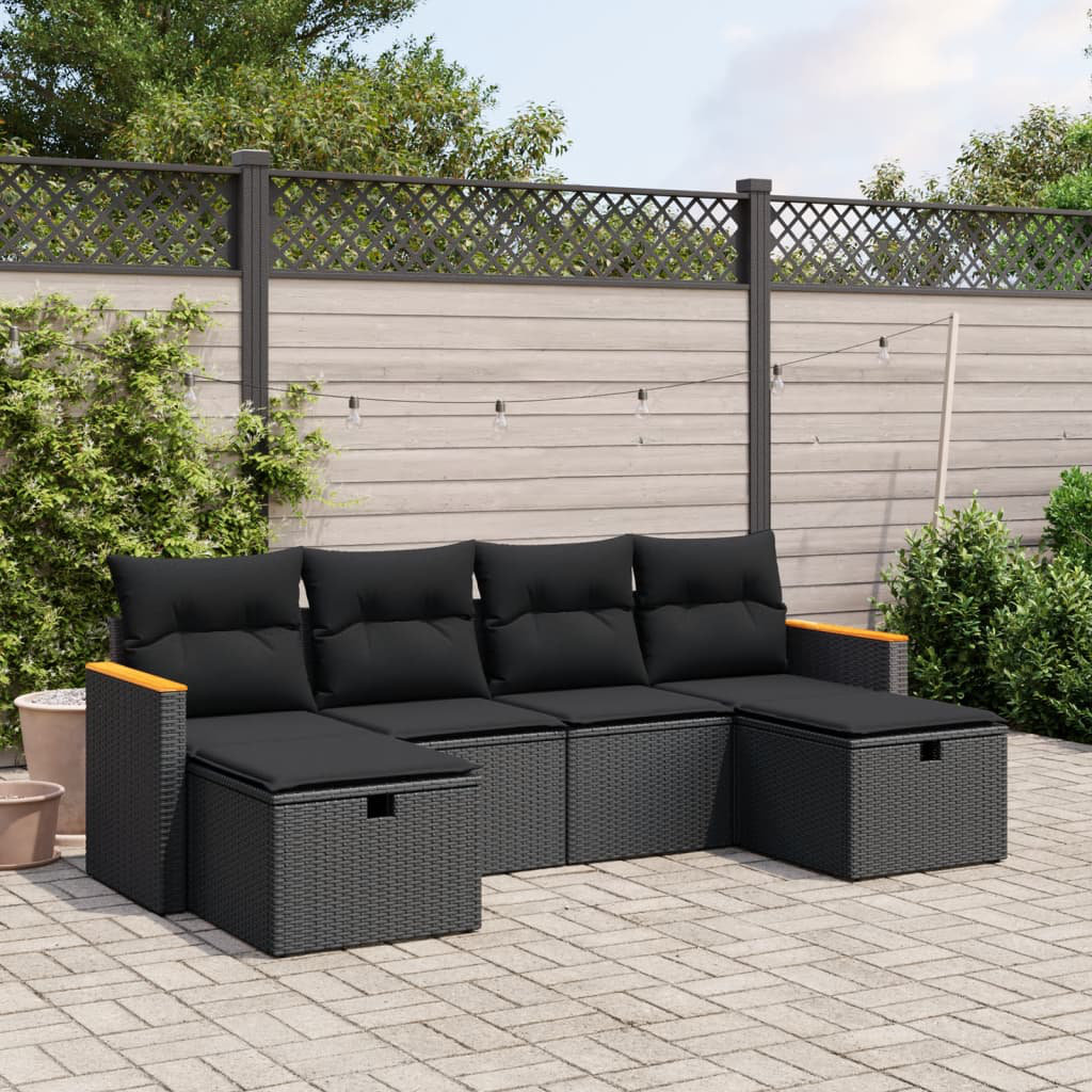 Gartensofa mit Kissen