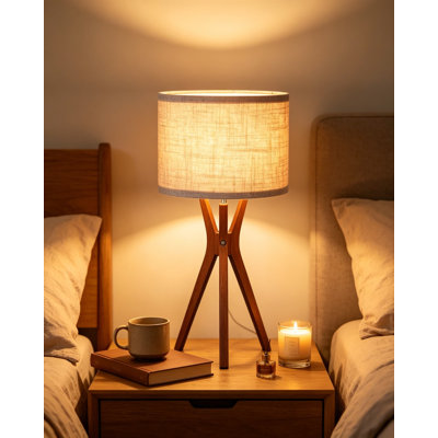 Lampe de table de style Mid-Century, lampe de chevet trépied de 17,5 pouces avec base en bois foncé et abat-jour en lin beige, lampe de table de chevet pour le salon de la chambre à coucher, base E26