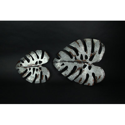 Ensemble d'art mural à feuilles tropicales en métal avec finition en zinc galvanisé gris - 24 po et 15,5 po de hauteur