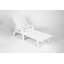 Chaise longue d'extérieur avec texture en bois-930243756