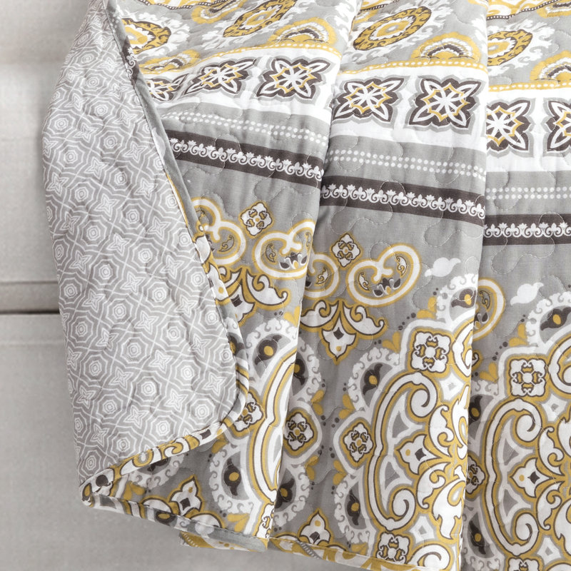 Lush Decor Nesco Stripe Reversible Cotton Throw Blanket