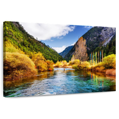 Paysage fluvial d'automne de Jiuzha