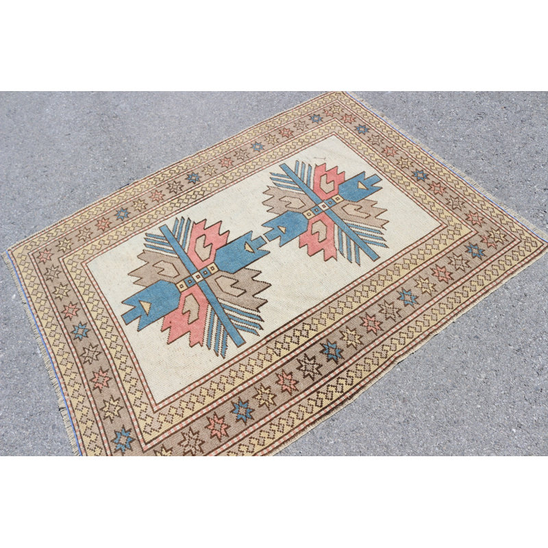 Tapis turc Oushak fabriqué à la main en rouge vif pour une touche bohémienne dans les espaces d'entrée ou de chambre à coucher