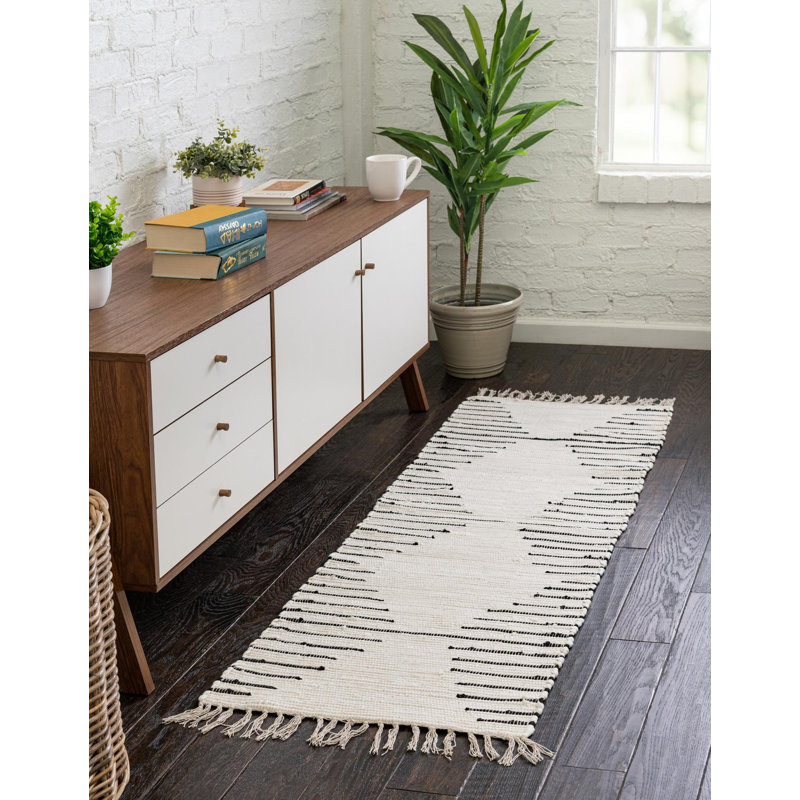 Bracen Cotton Moroccan Indoor Rug, Runner 2' x 8'