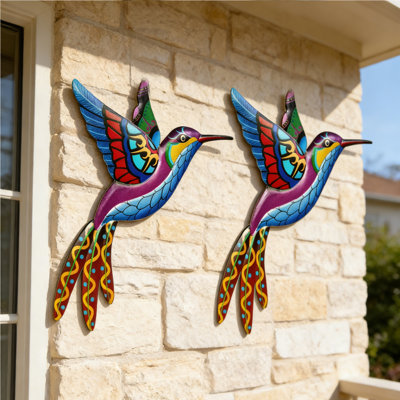 2 pièces décoratives murales en métal pour l'extérieur, sculpture d'oiseaux de jardin colorés en 3D, décorations suspendues en fer pour l'extérieur, décorations murales en métal faites à la main pour la terrasse, le balcon, le salon, le colibri