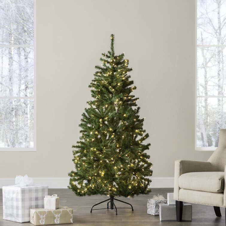 Laroche Norwood Fir Green Spruce Christmas Tree with Lights 7.5FT 