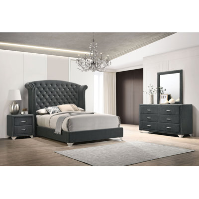 Ensemble de chambre avec très grand lit 4 pièces Aahaan