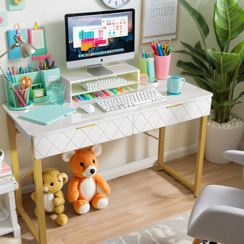 Karlskrona 39.4"W Computer Desk with Drawers, White