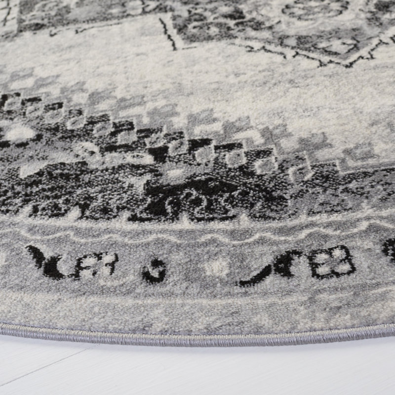 Brentwood Performance Oriental Rug, Round 6'7"