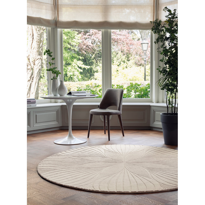Folia Hand Tufted Wool Area Rug in Light Beige, Round 4'11"