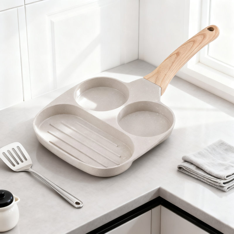 Poêle à crêpes antiadhésive en aluminium 3 trous