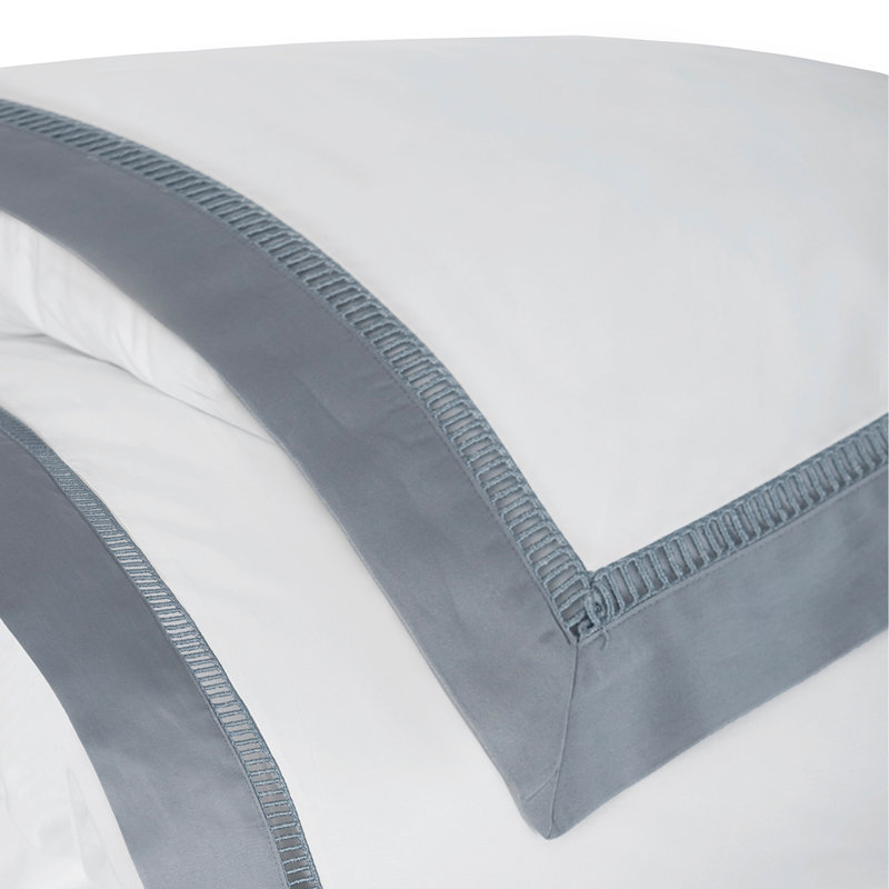 Escada 100% Cotton Percale Duvet Cover, white/ ocean blue, Queen