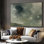 Très grande reproduction d'art sur toile - Brume verte encadrée, paysage abstrait, ciel nuageux rêveur, œuvre d'art pour le salon ou la chambre à coucher - «Assemblage requis du cadre (cadre non fini)»