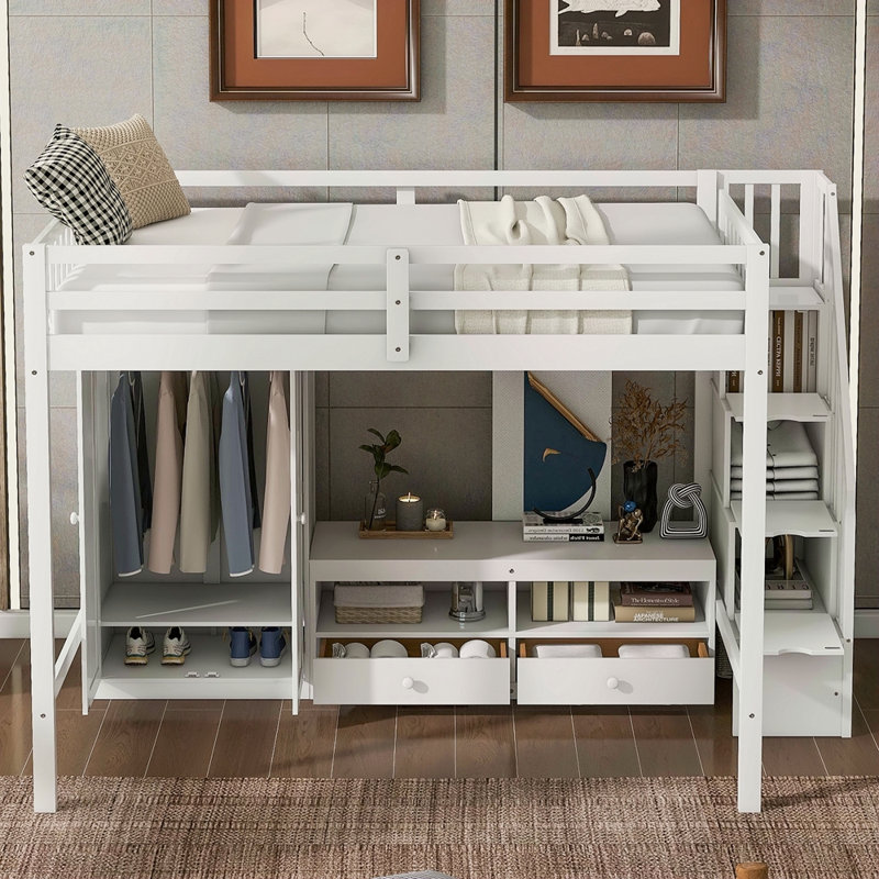 Structure de lit double pleine grandeur avec garde-robe, table de rangement basse et escalier de rangement