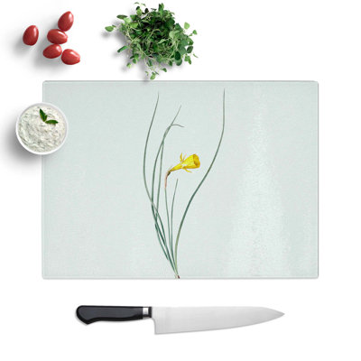 Tempered Glass Daffodil Chopping Board
