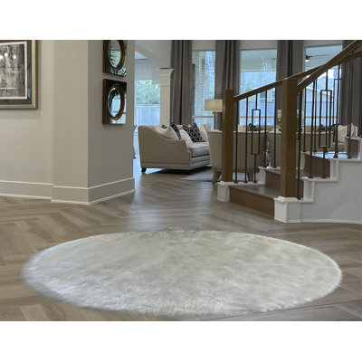 Mar Vista Faux Sheepskin Indoor Rug