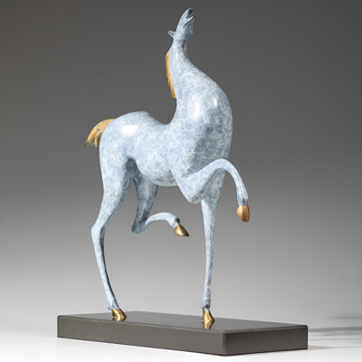 Horse Of Fortune Statue – A Stunning Addition To Your Collection
