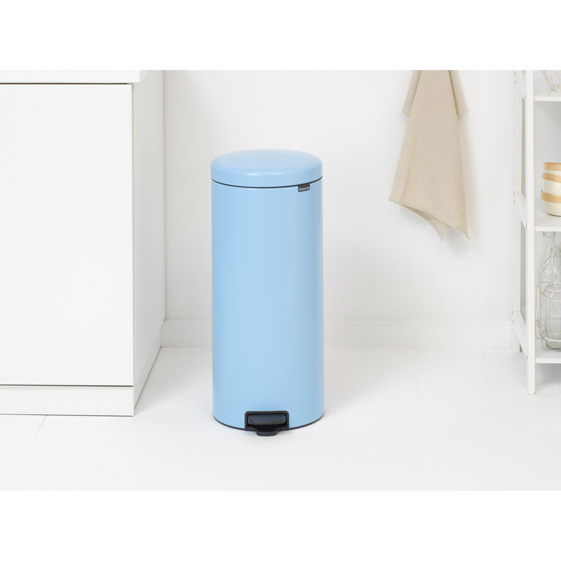NewIcon Pedal Step On Trash Can, 30 L, Blue