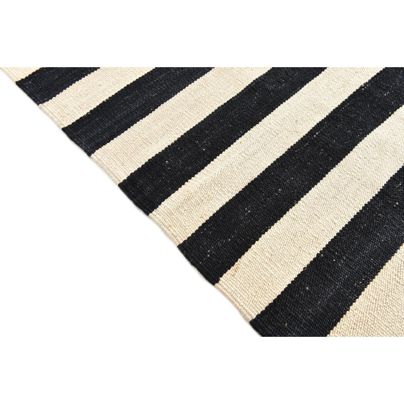 Tapis noir et blanc Orta