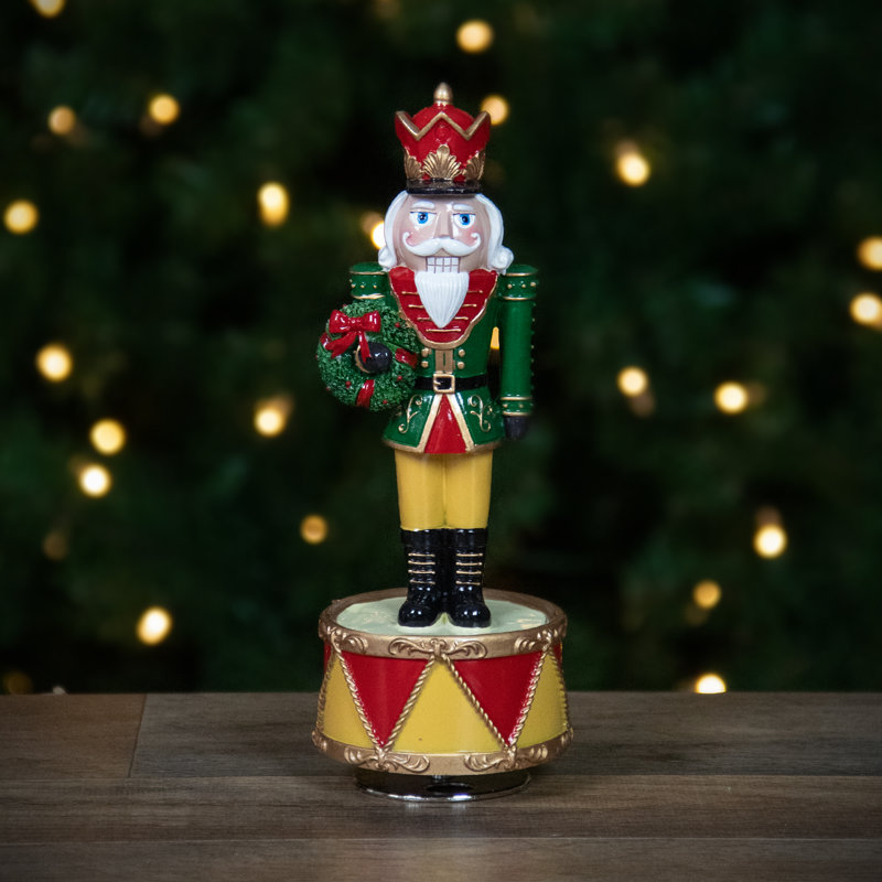 Figurine casse-noisette musicale 8,25 po