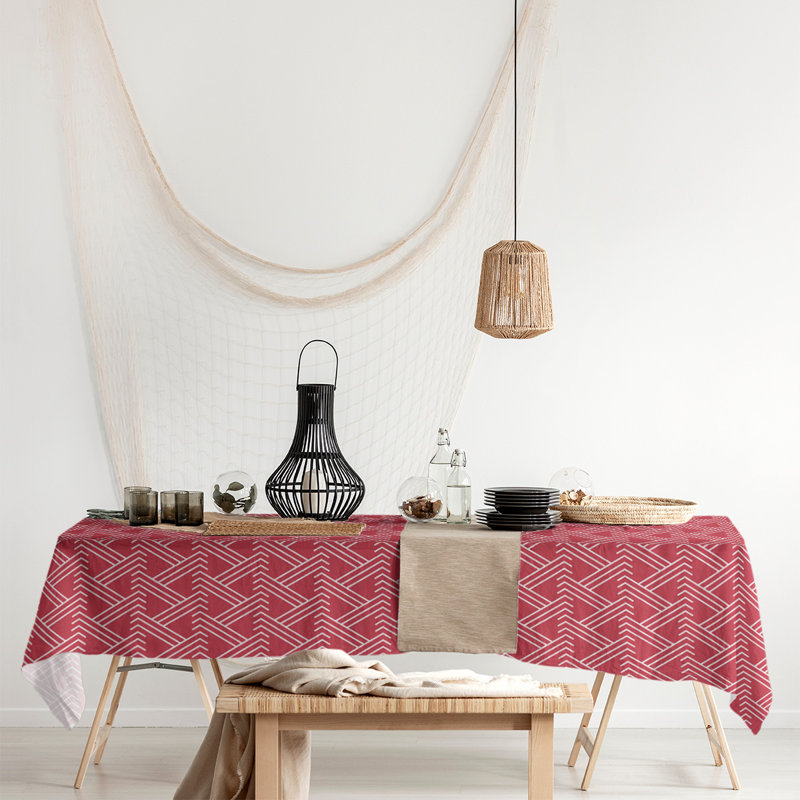 Classic Zig Zag Tablecloth, Red/White