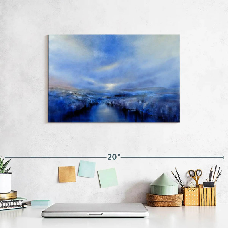 Avery Clearance, 8" H x 12" W