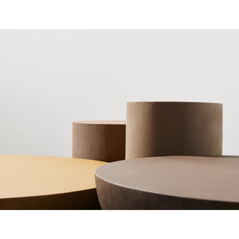 Heiko Polymer Coffee Table, Cassel, 47.24" Diameter