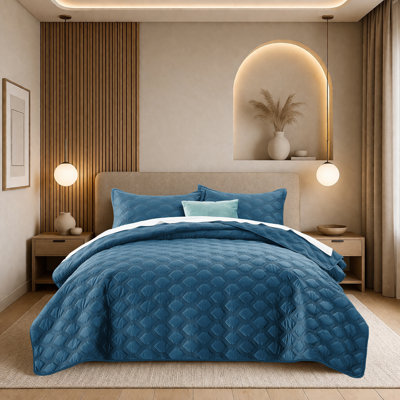 Lydia Embossed Velvet Bedspread Set
