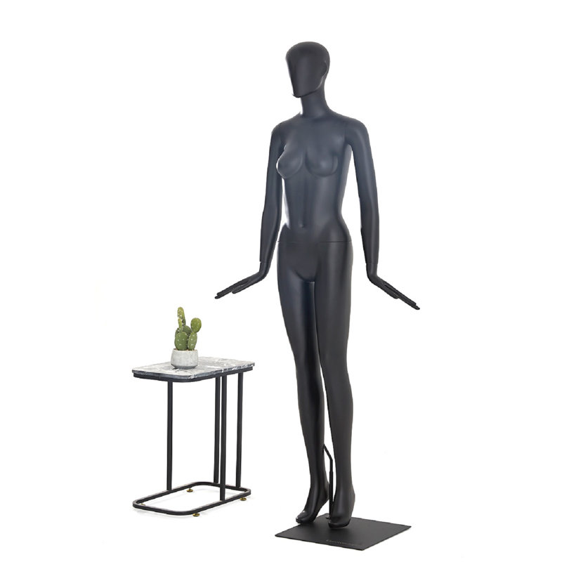 Altje People Statue, Black
