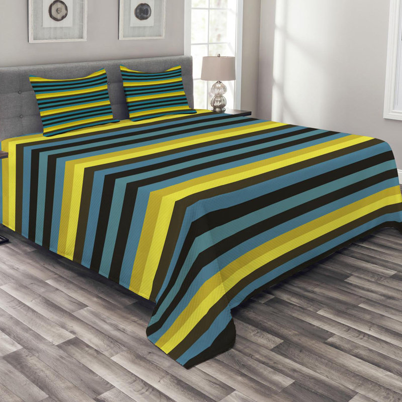 Farmhouse / Country Polyester Striped Coverlet, Queen Coverlet + 2 Shams