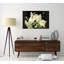 « white florals », reproduction de photo sur fond noir sur toile tendue-23683503