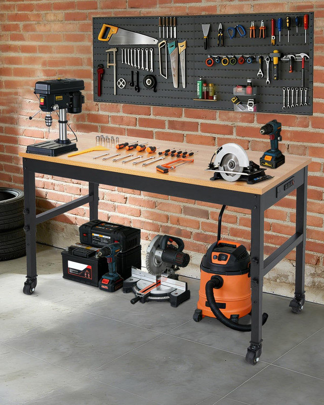Établi réglable 48-72 "avec prise de courant, table de travail d'une capacité de 2000 LBS pour garage et atelier
