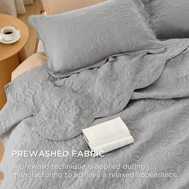 Bedsure Pre-Washed Quilt Set - Ultra Soft Bedspread, Twin Quilt + 1 Standard Sham, Gray Leaf
