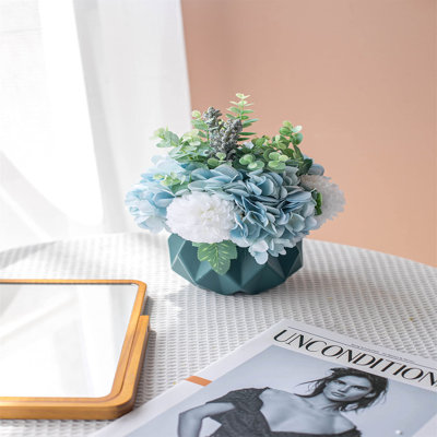 Arrangement