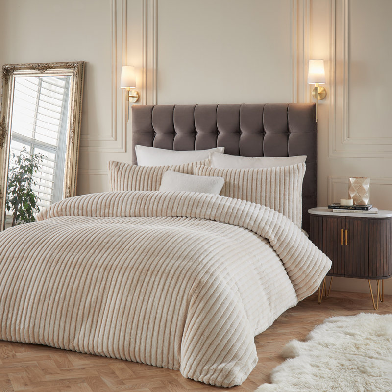Alpine Polyester Striped Duvet Cover Set with Pillowcases Included, Double Duvet Cover + 2 Standard Pillowcases, Champagne