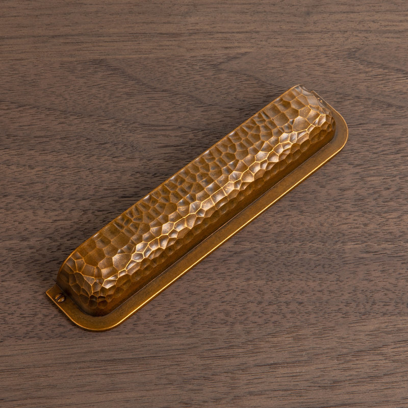 Textured Hammered Cabinet Pulls, Laiton antique, 3"