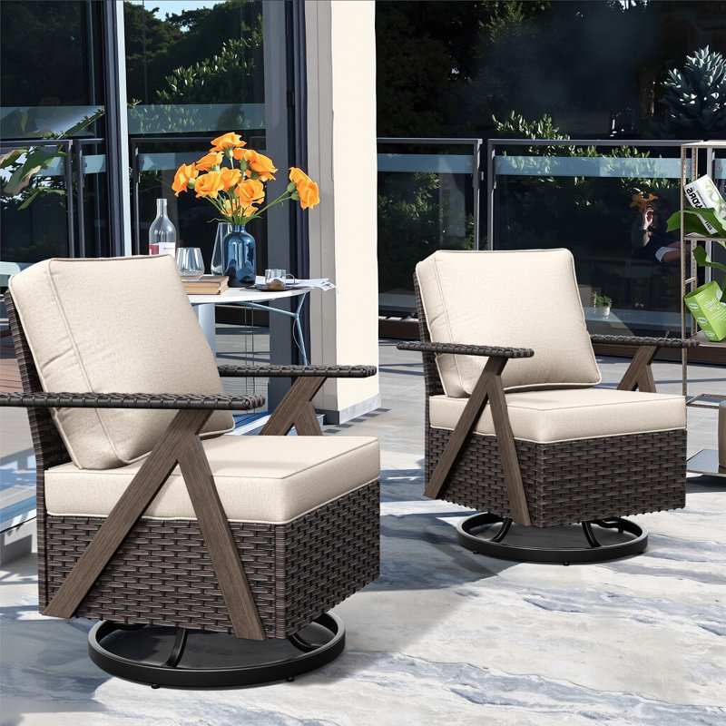 Chaises berçantes pivotantes en rotin en R avec accoudoirs, Beige