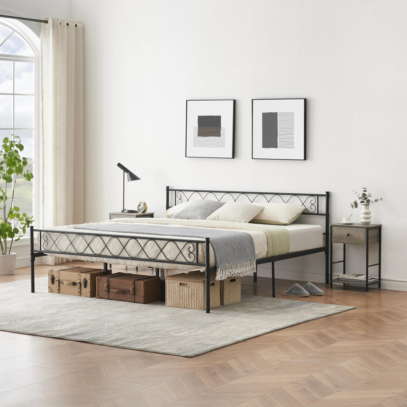 Modern Metal Platform Bed Frame with Headboard & Footboard, Noir, Très grand lit