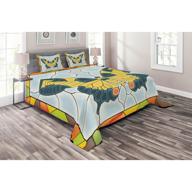 Butterflies Farmhouse / Country Coverlet, King Bedspread + 2 Shams