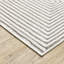 Tapis gris / blanc à motif géométrique deux tons Maitland-1768245108