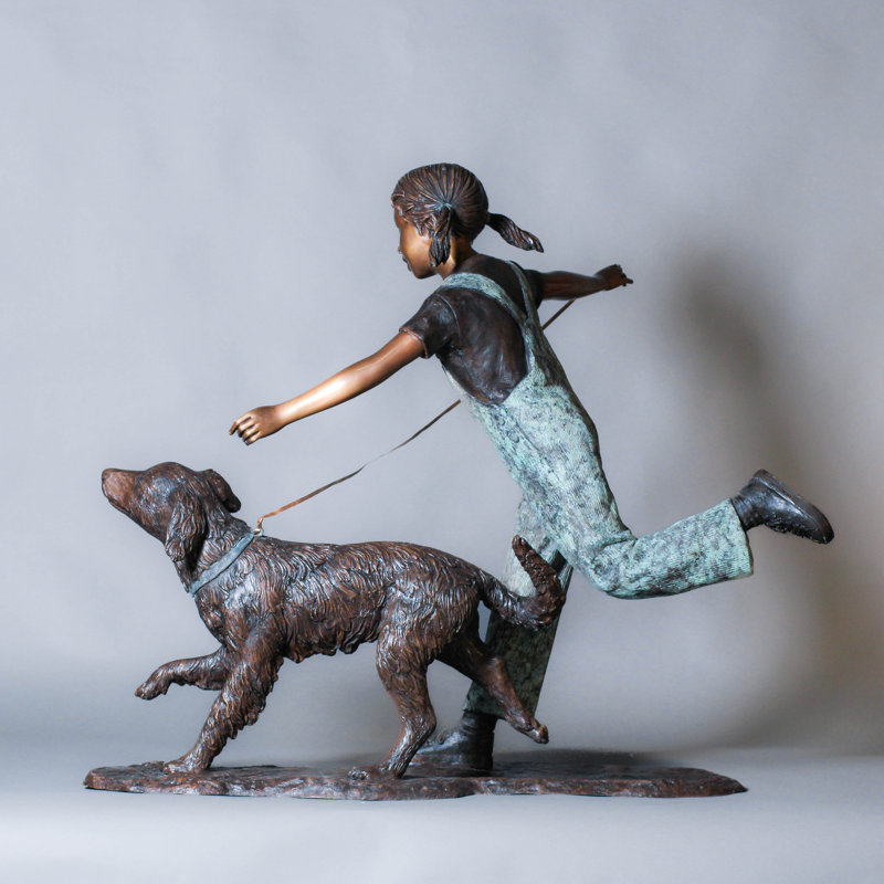 Statue bronze fille et chien qui court
