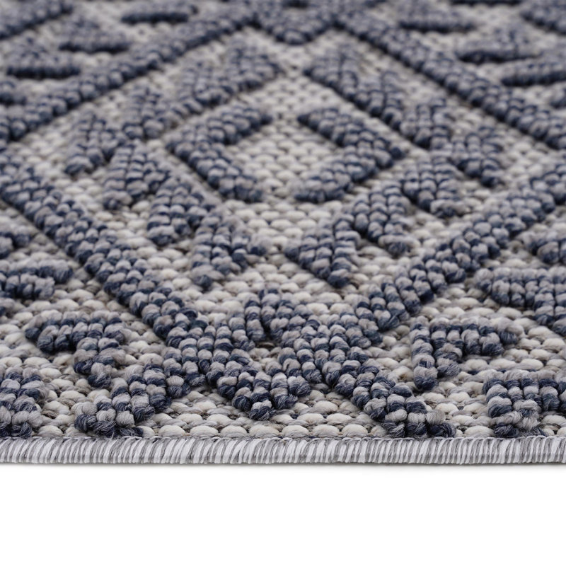 Traditional indoor/outdoor area rugs, Runner 2'2" x 8'