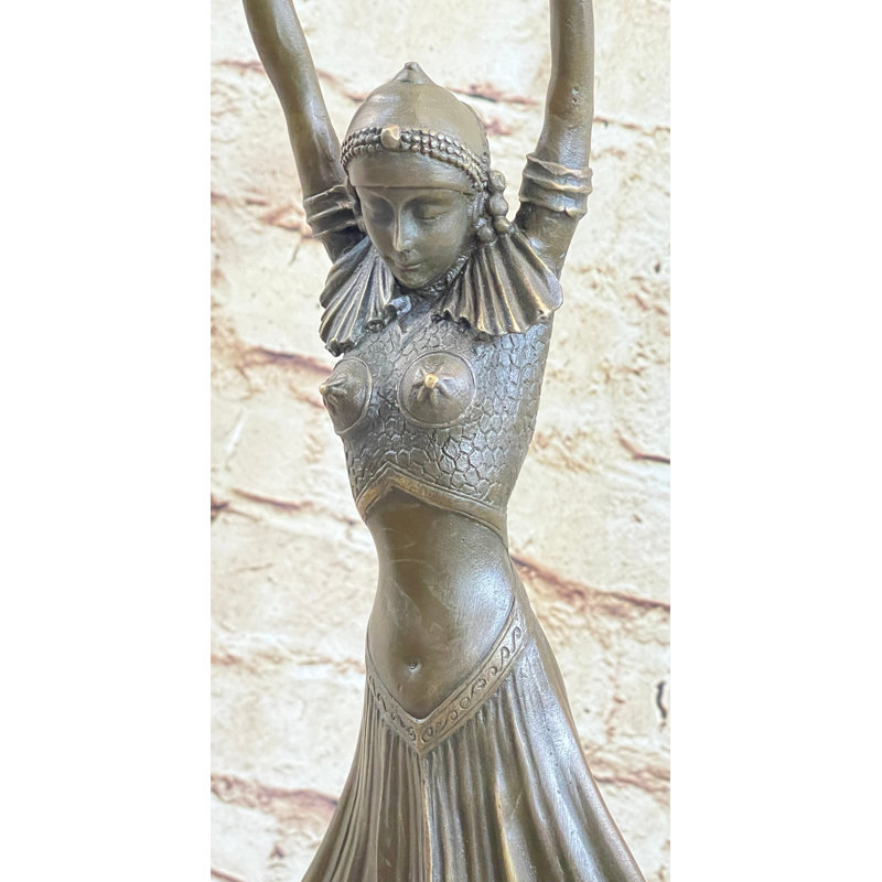 Figurines et sculptures Amilio