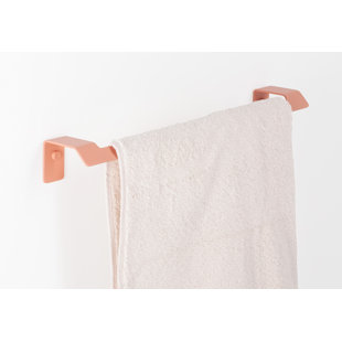 Slim medium towel bar