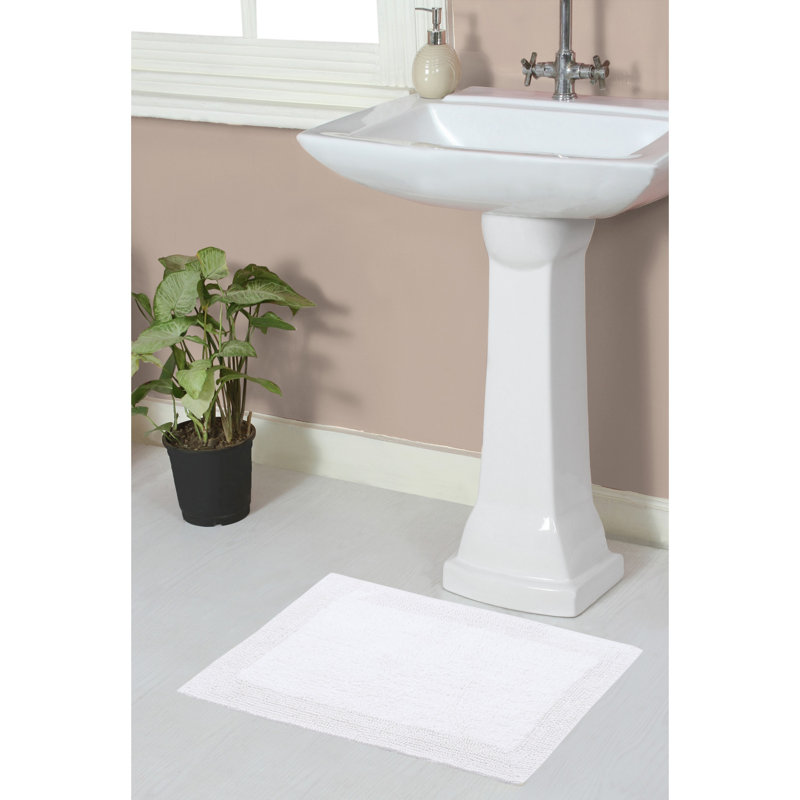 Tapis de bain réversible de couleur unie BRUSS, L 17 po x L 24 po, Blanc