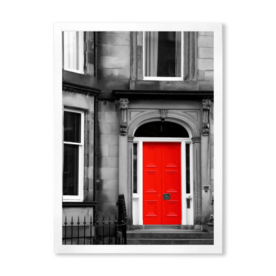 Porte rouge dans une maison de ville noire et blanche - Peinture sur toile